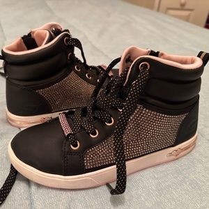 Girls Skechers hightop sneakers